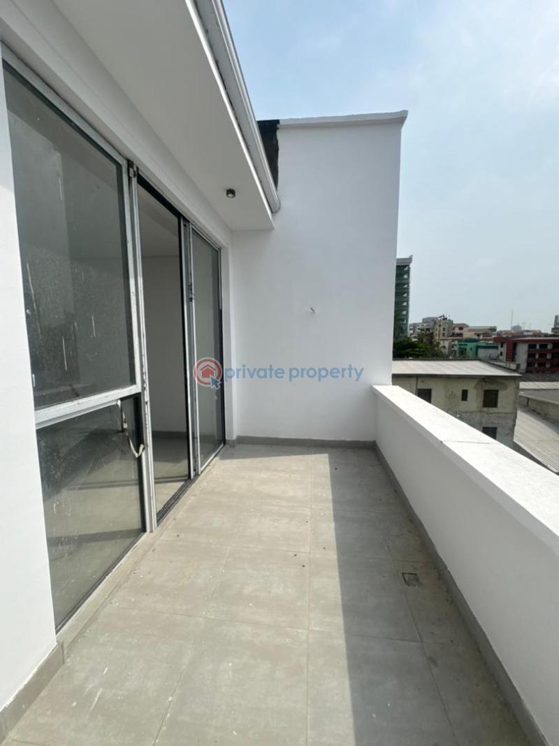 4 bedroom Terrace For Sale Victoria Island Lagos - 18