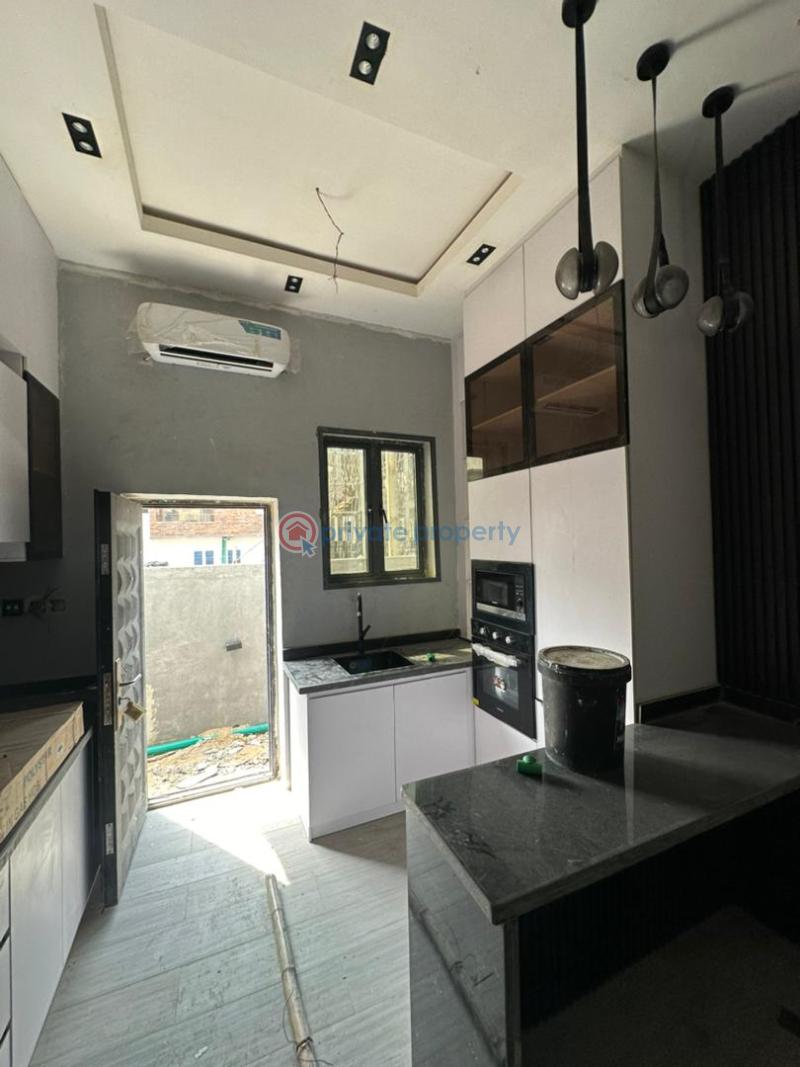 4 bedroom Flat & Apartment For Sale Ikate Elegushi Lekki Lagos - 5