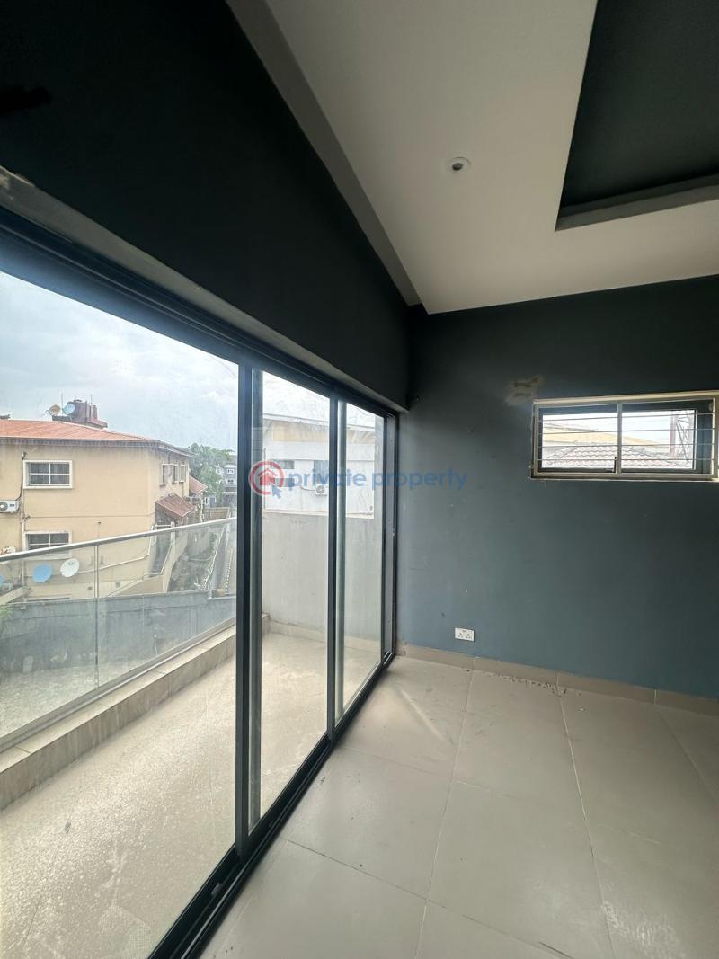 4 bedroom Terrace For Sale Lekki Phase 1 Lagos - 21
