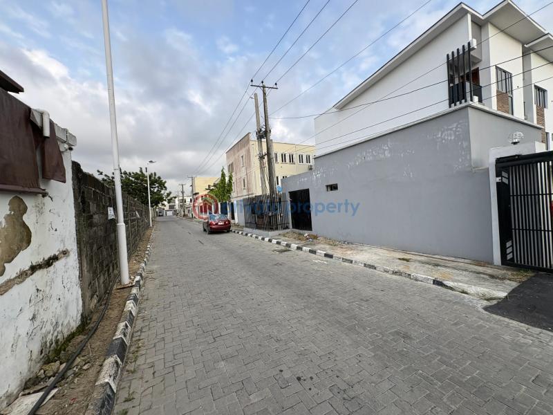 4 bedroom Terraced Duplex For Rent Off Admiralty Way Lekki Phase 1 Lagos - 4