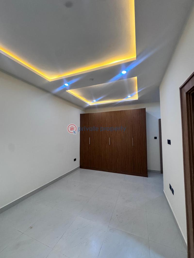 4 bedroom Terraced Duplex For Sale Jahi Abuja Phase 2  - 5