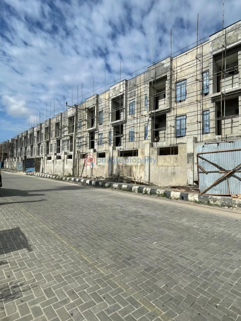 4 bedroom Terraced Duplex For Sale Osapa Lekki Lagos - 1