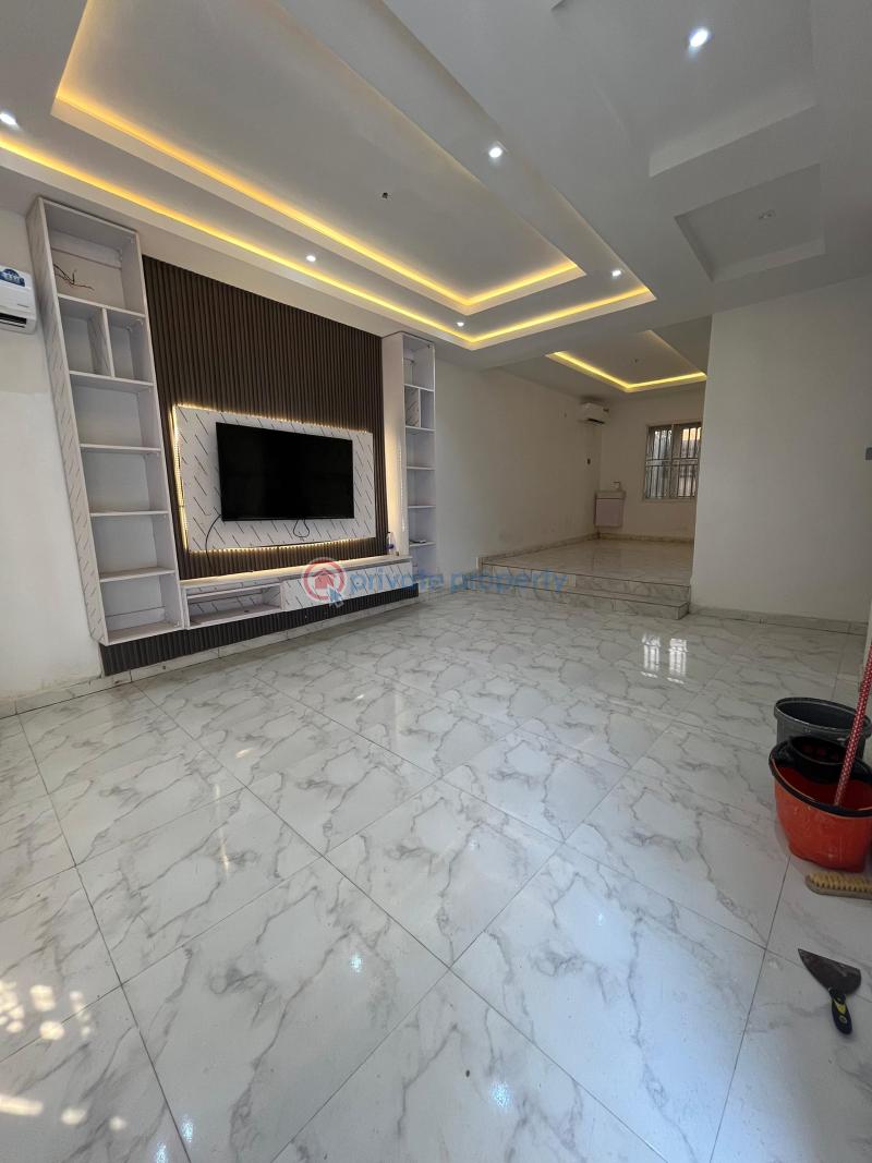4 bedroom Terrace For Sale Karmo Abuja Phase 3  - 4