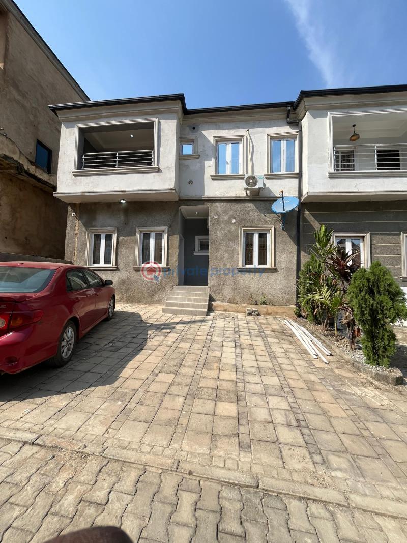 4 bedroom Terrace For Sale Karmo Abuja Phase 3  - 0