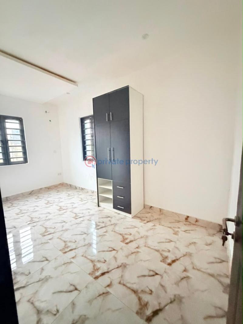 4 bedroom Terrace For Sale Ogba GRA Lagos - 6
