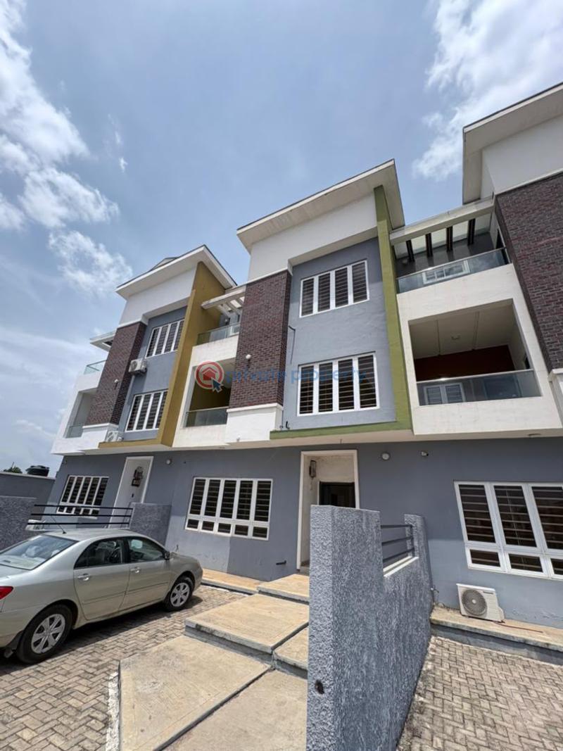 House For Sale Palms Groove Court, Iyaganku Road. Ibadan Oyo - 0