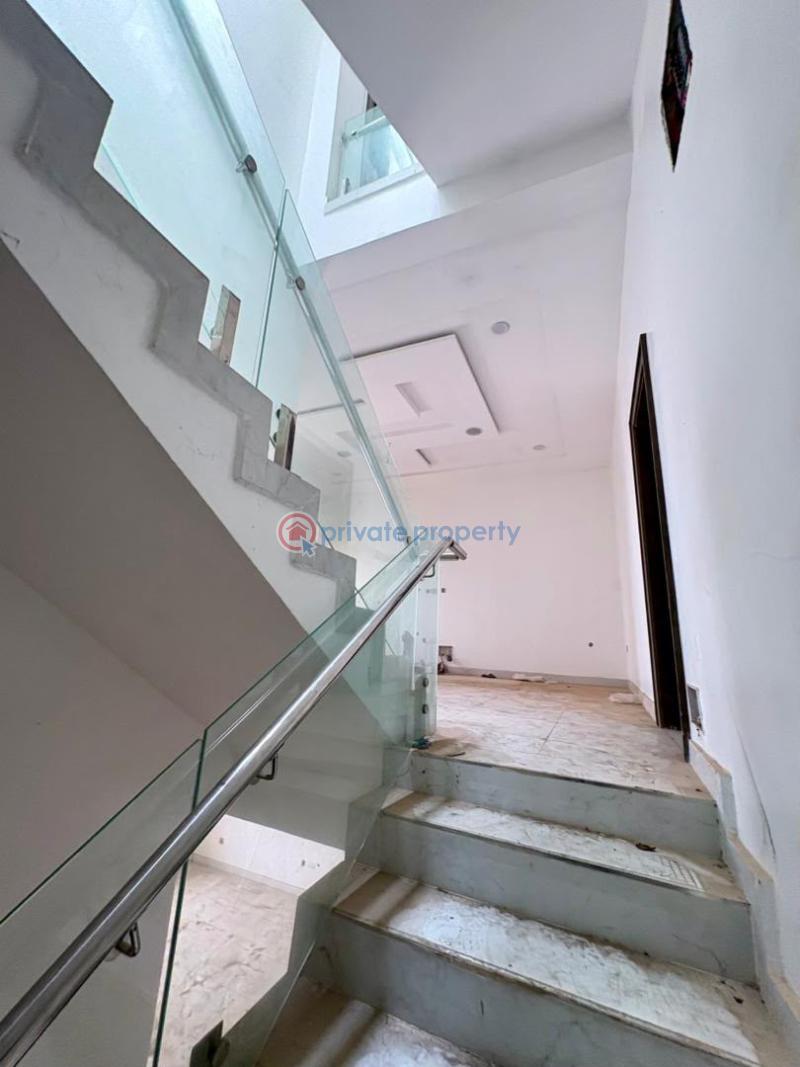 House For Sale Palms Groove Court, Iyaganku Road. Ibadan Oyo - 5