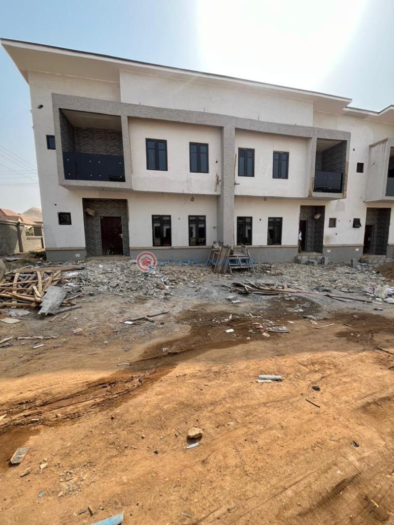 4 bedroom Terraced Duplex For Sale Dakwo Abuja Phase 3  - 1