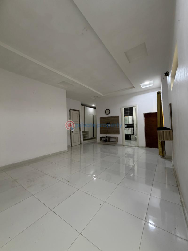 4 bedroom Terrace For Rent Waterview Community Lafiaji Lekki Lagos - 9