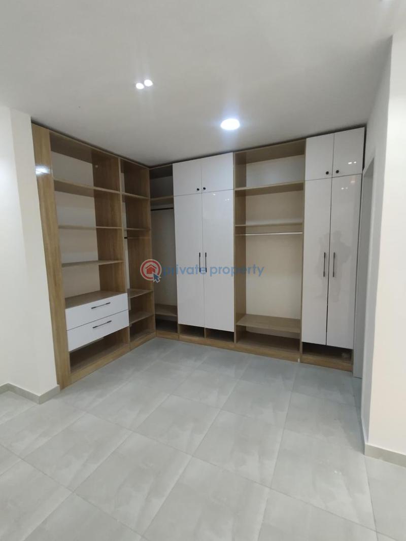 4 bedroom Terrace For Sale Oniru Victoria Island Lagos - 13