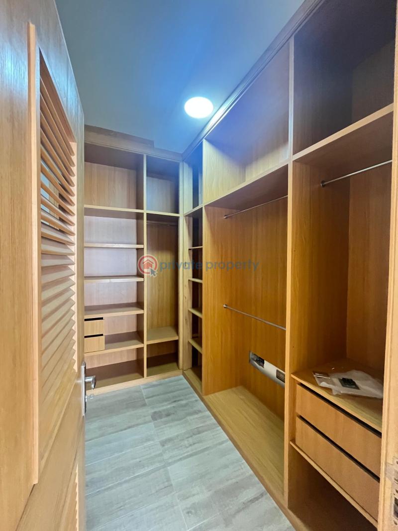 4 bedroom Flat & Apartment For Sale Banana Island Ikoyi Lagos - 0