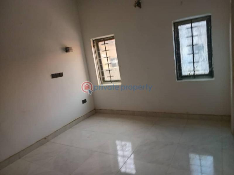 4 bedroom Terraced Duplex For Rent Guzape Abuja Phase 1  - 2