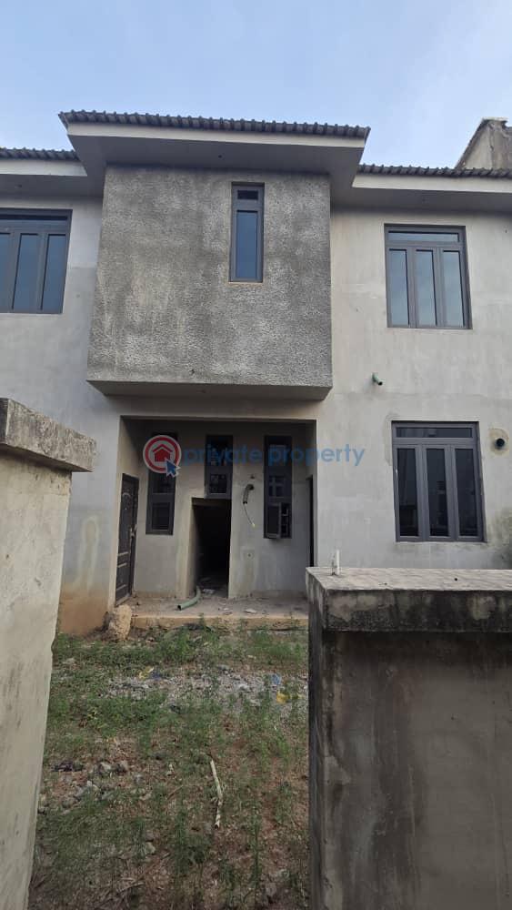 4 bedroom Terrace For Sale Gwarimpa Abuja Phase 3  - 1