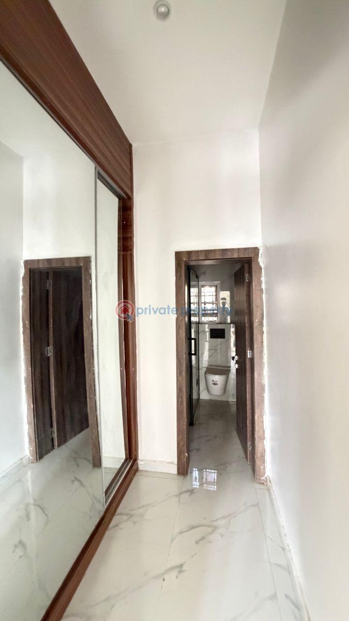 4 bedroom House For Sale Galadimawa Abuja Phase 3  - 5