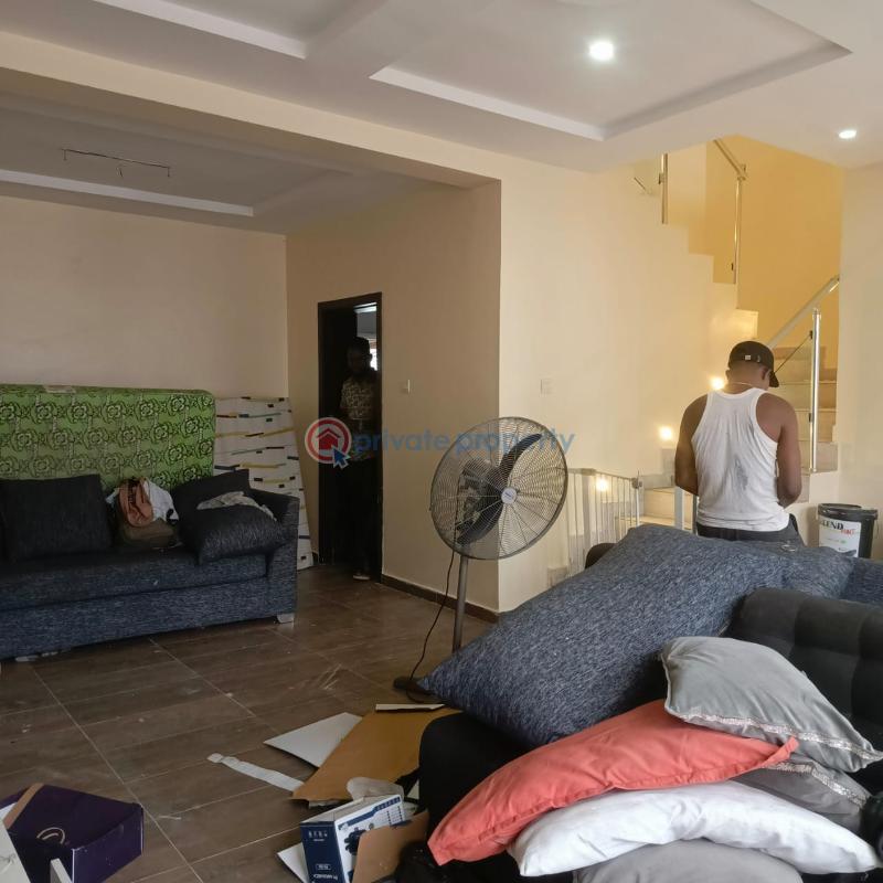 4 bedroom Terrace For Rent Chevron Lekki Lagos Inside An Estate Chevron Drive Lekki Lagos - 4
