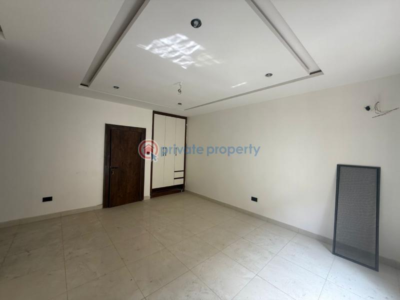 4 bedroom Terraced Duplex For Sale Jahi Abuja Phase 2  - 4