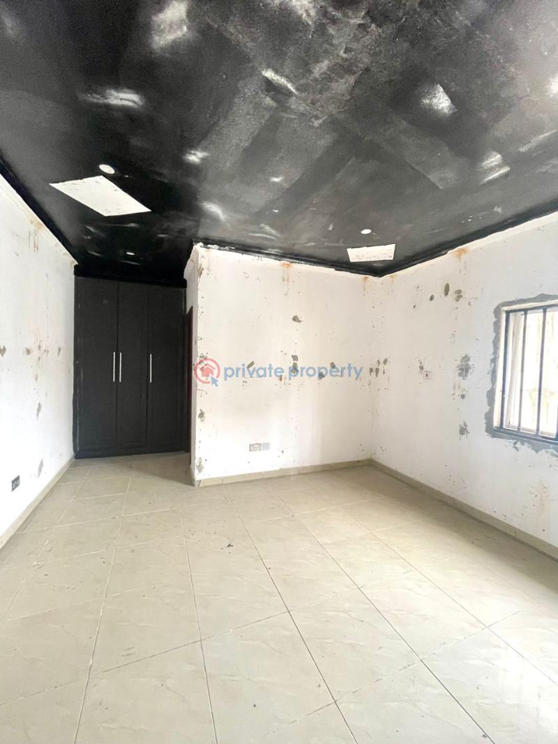 4 bedroom Flat & Apartment For Sale Osapa London Lekki Lagos - 9