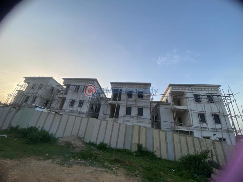 4 bedroom Terraced Duplex For Sale Jahi Abuja Phase 2  - 3