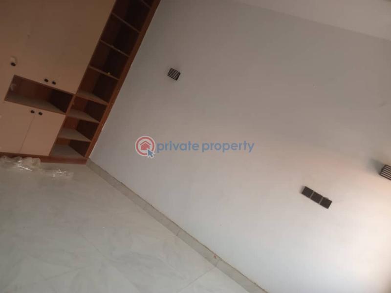 4 bedroom Terraced Duplex For Rent Guzape Abuja Phase 1  - 3