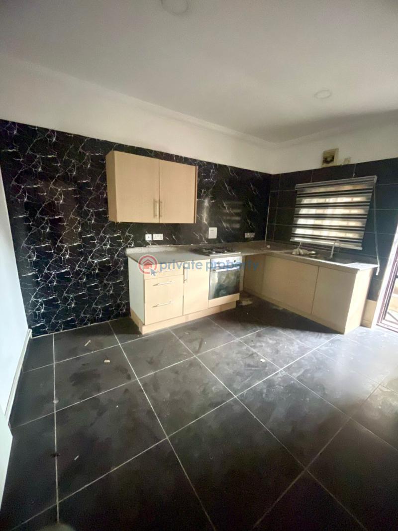 4 bedroom Flat & Apartment For Sale Osapa London Lekki Lagos - 10