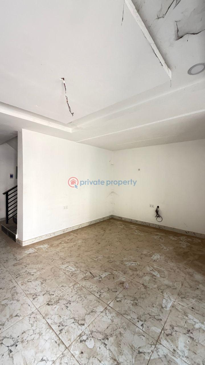 4 bedroom Terraced Duplex For Sale Jahi Abuja Phase 2  - 2
