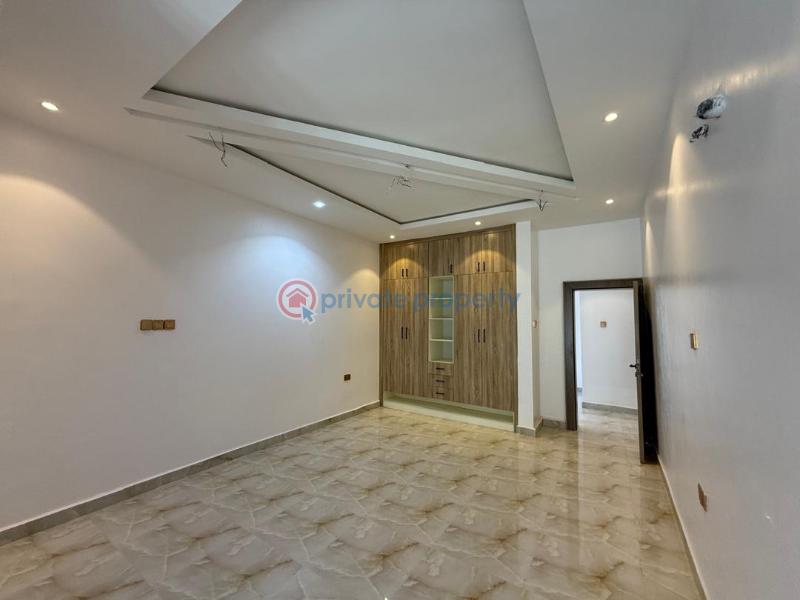 4 bedroom House For Sale Jahi Abuja Phase 2  - 3