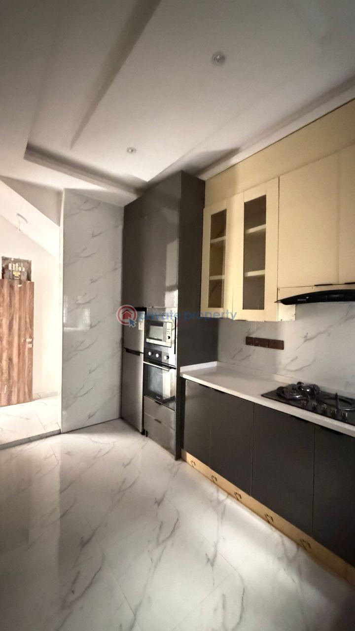 4 bedroom House For Sale Galadimawa Abuja Phase 3  - 4