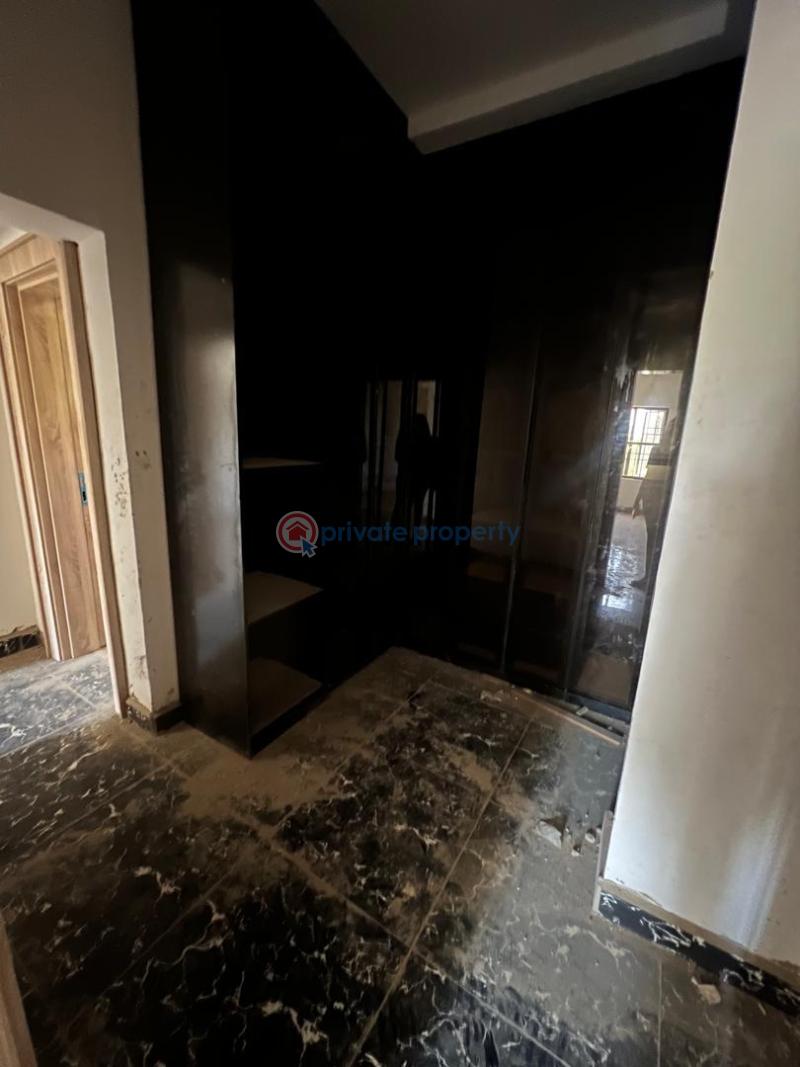 4 bedroom Terrace For Rent Guzape Abuja Phase 1  - 9