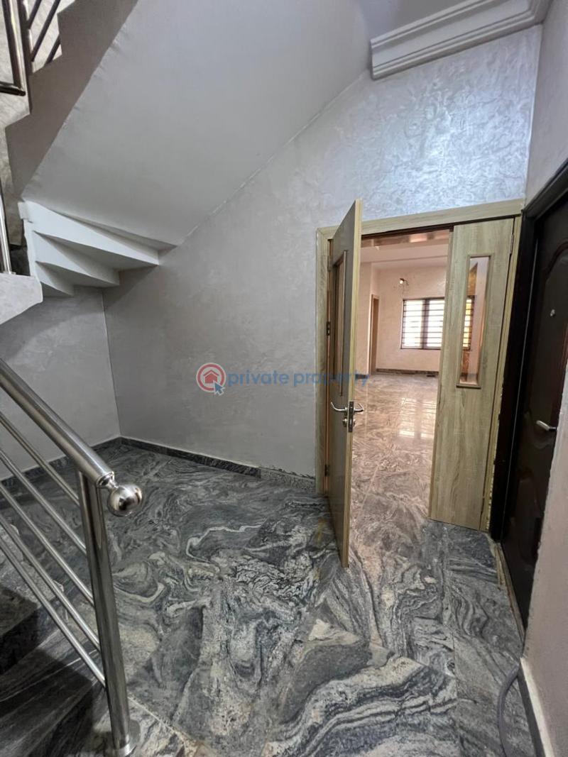 4 bedroom Terrace For Sale Guzape Abuja Phase 1  - 2