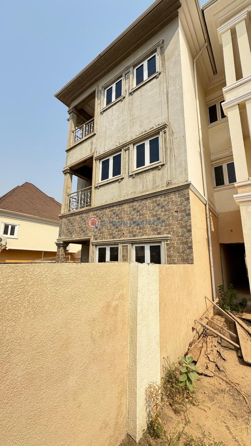 4 bedroom House For Sale Abuja Phase 3  - 1