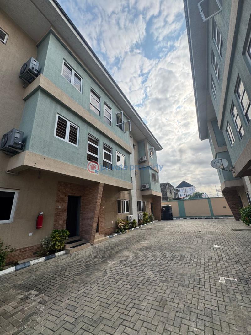 4 bedroom House For Sale Ikate Lekki Lagos - 3