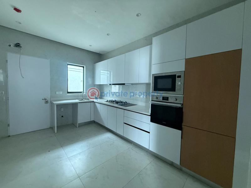 4 bedroom House For Sale Chevron Drive Lekki Lagos - 3