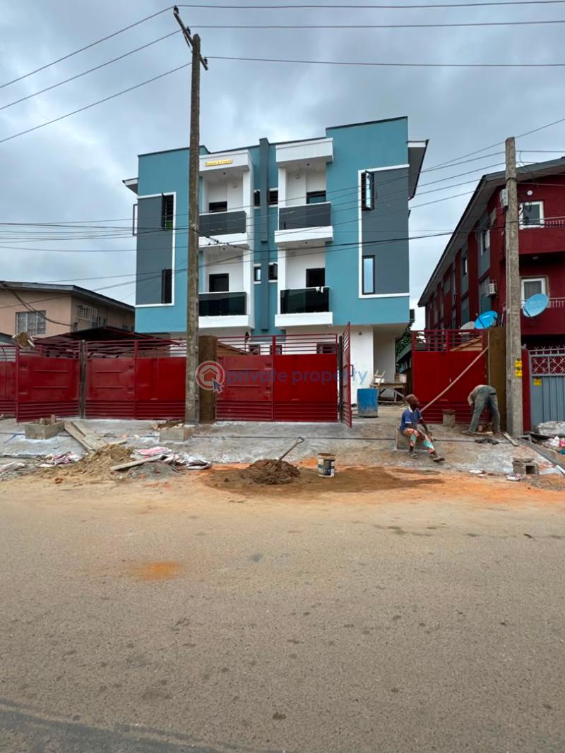 4 bedroom Terraced Duplex For Sale Gbagada Lagos - 0
