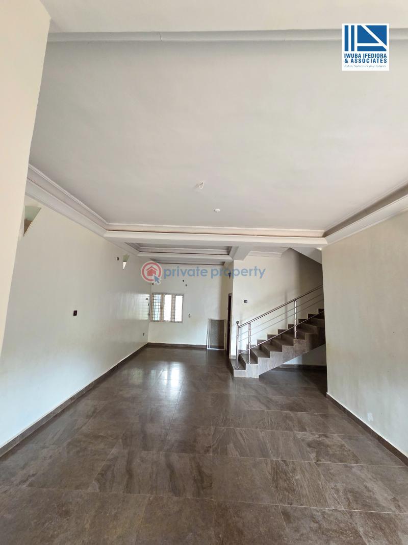 4 bedroom Terraced Duplex For Rent Golf Estate, G.r.a., Enugu Suburb Enugu Area  - 2