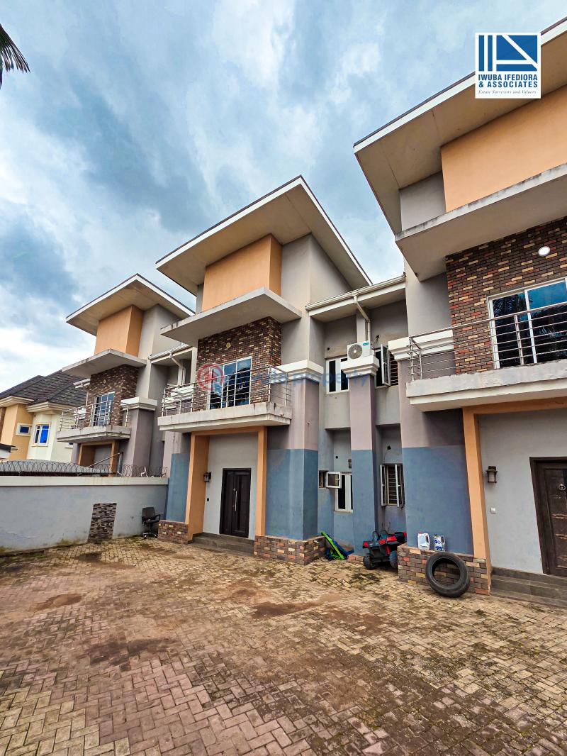 4 bedroom Terraced Duplex For Rent Golf Estate, G.r.a., Enugu Suburb Enugu Area  - 1
