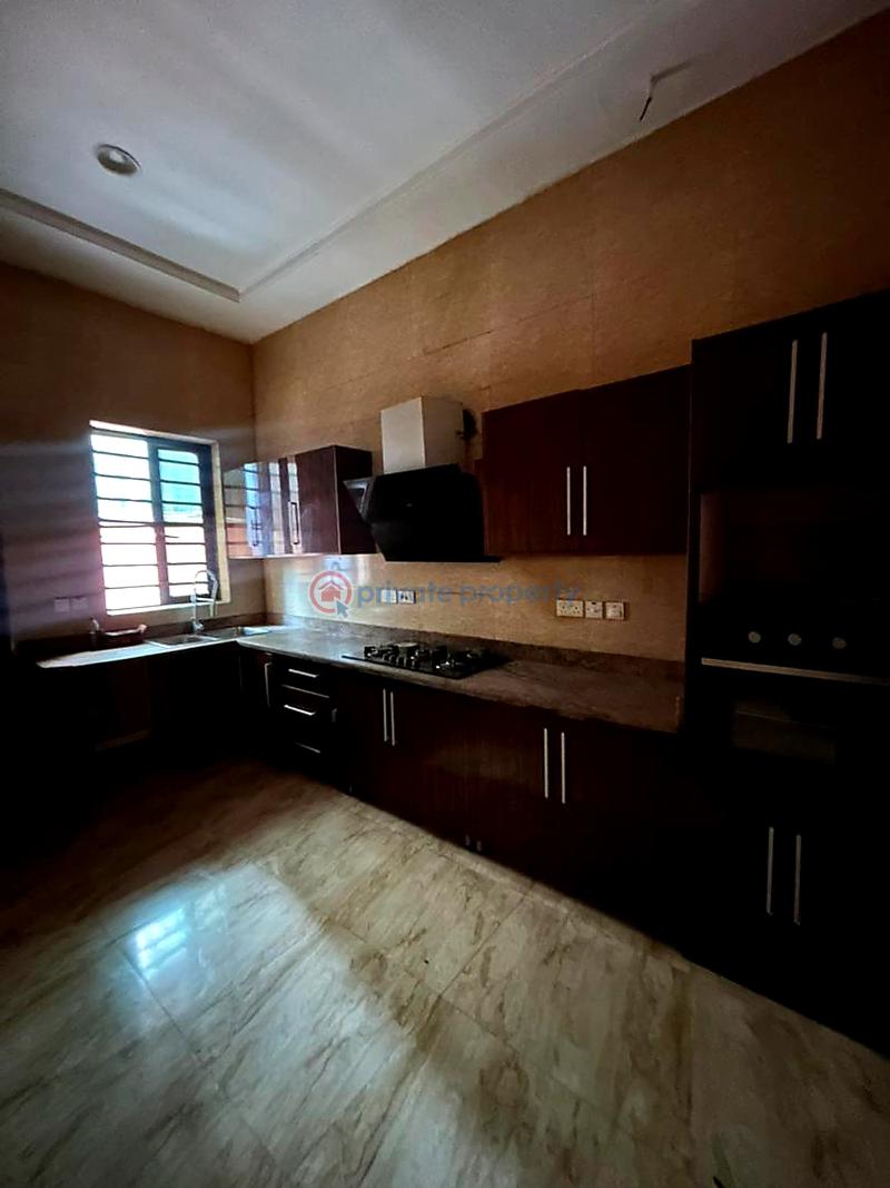 4 bedroom House For Rent Lekki Lagos - 4