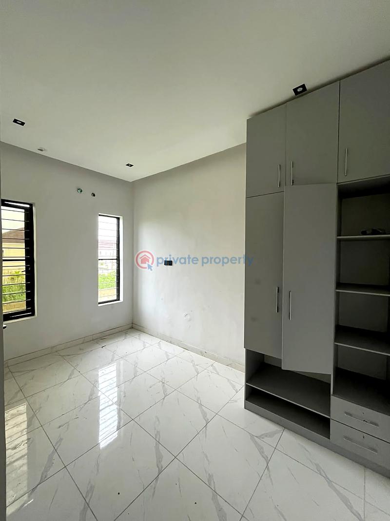 4 bedroom House For Sale Lekki Lagos - 4