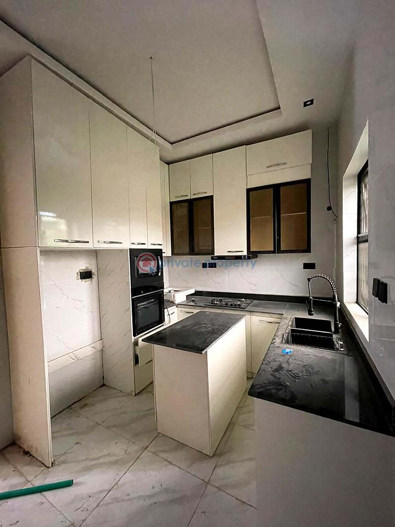 4 bedroom House For Sale Lekki Lagos - 2