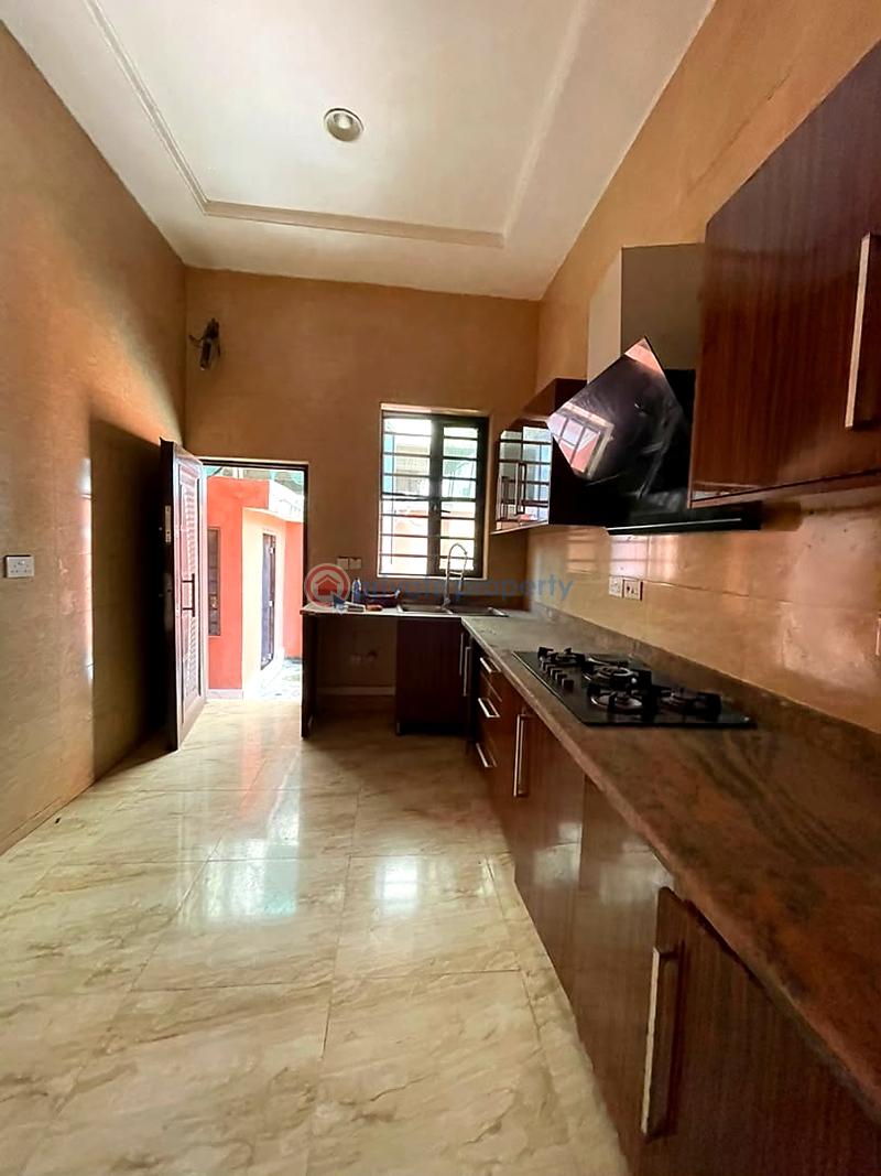 4 bedroom House For Rent Lekki Lagos - 2