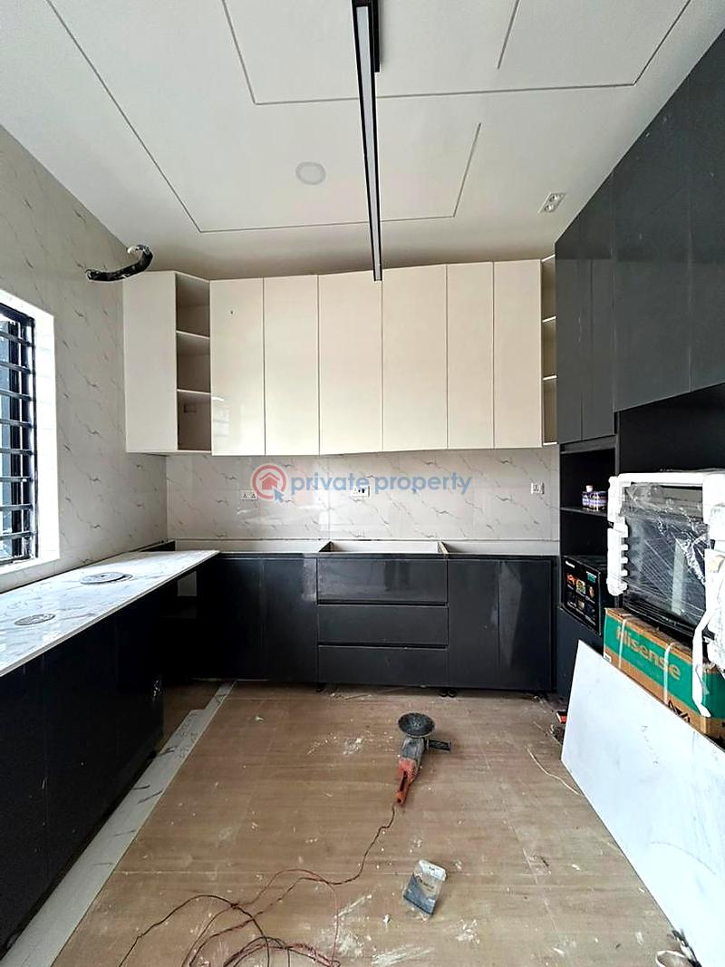 4 bedroom House For Sale Lekki Lagos - 4