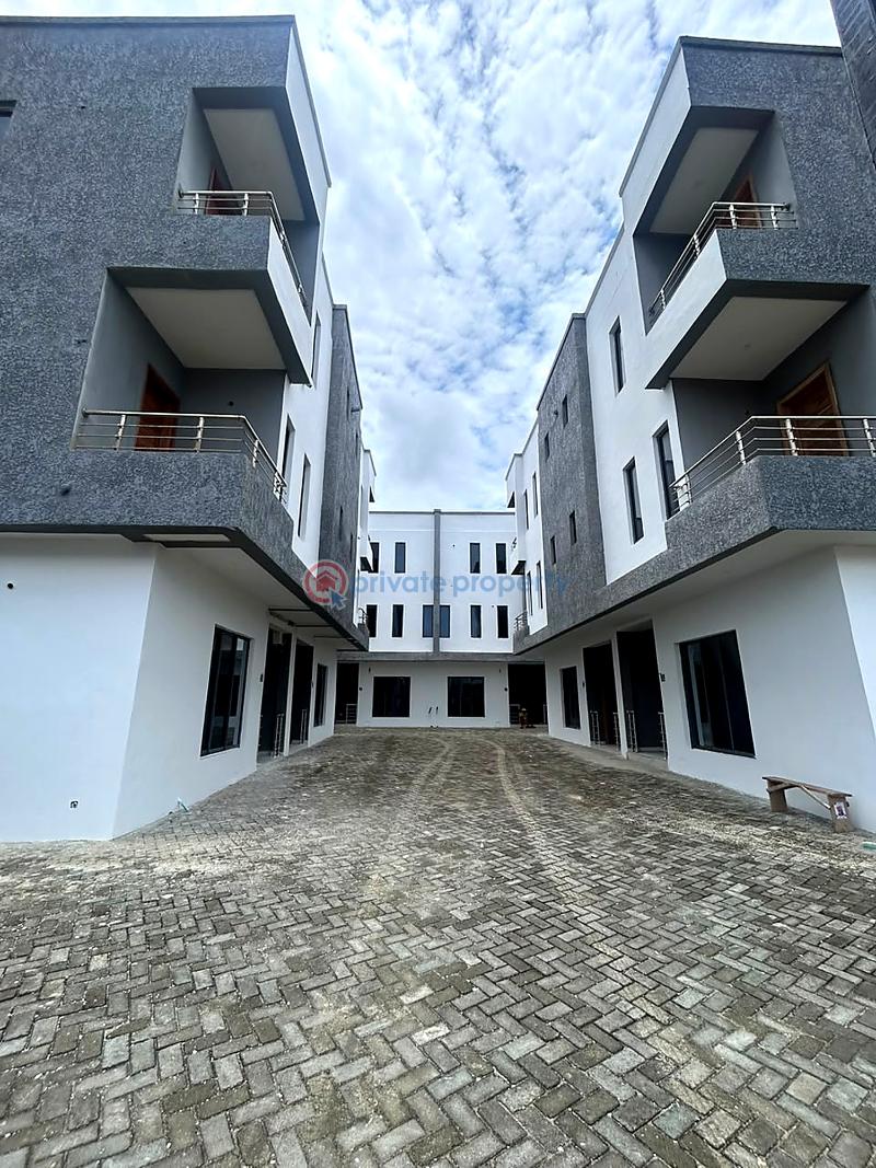 4 bedroom House For Sale Lekki Lagos - 1