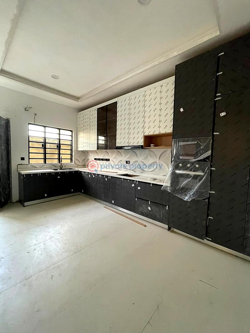 4 bedroom House For Sale Lekki Lagos - 1