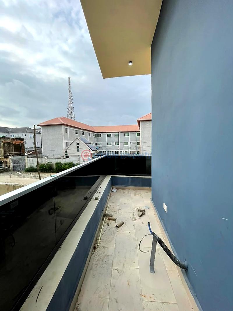 4 bedroom House For Sale Lekki Phase 1 Lagos - 6