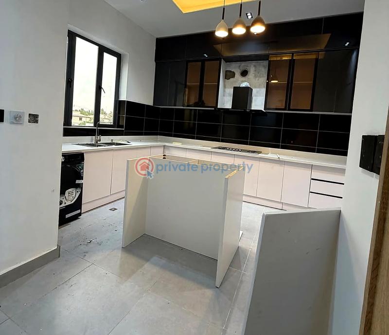 4 bedroom House For Sale Lekki Phase 1 Lagos - 4