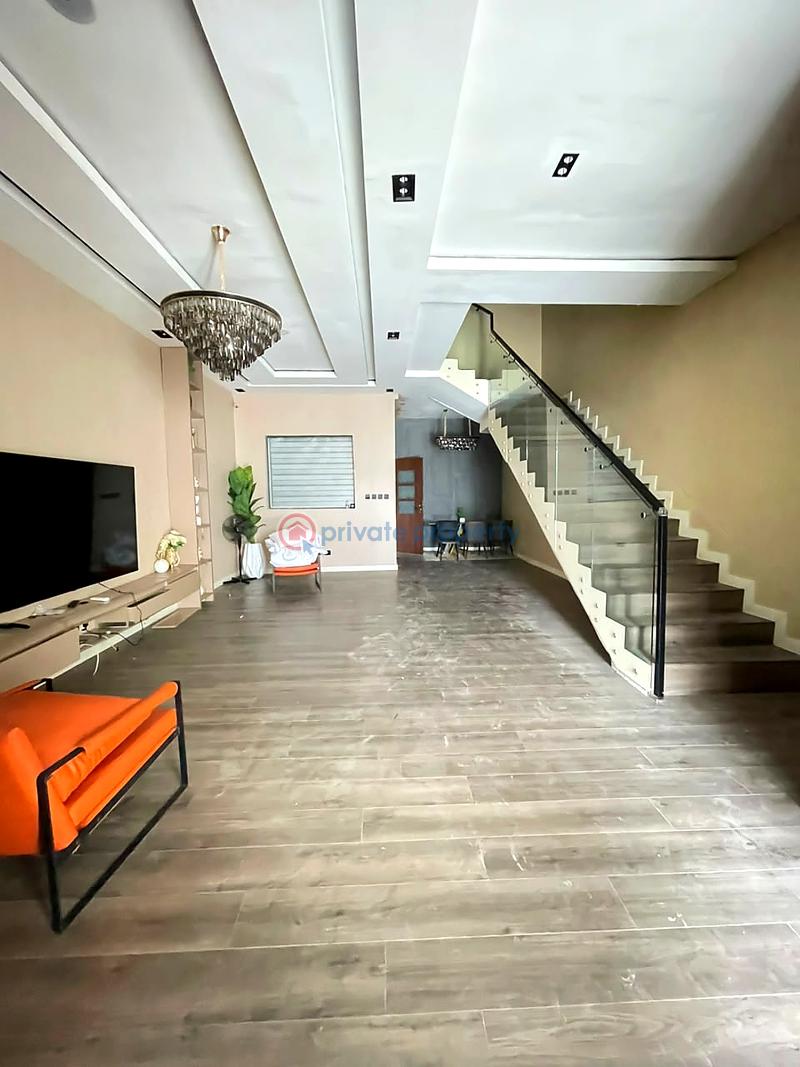 4 bedroom House For Rent Lekki Lagos - 1