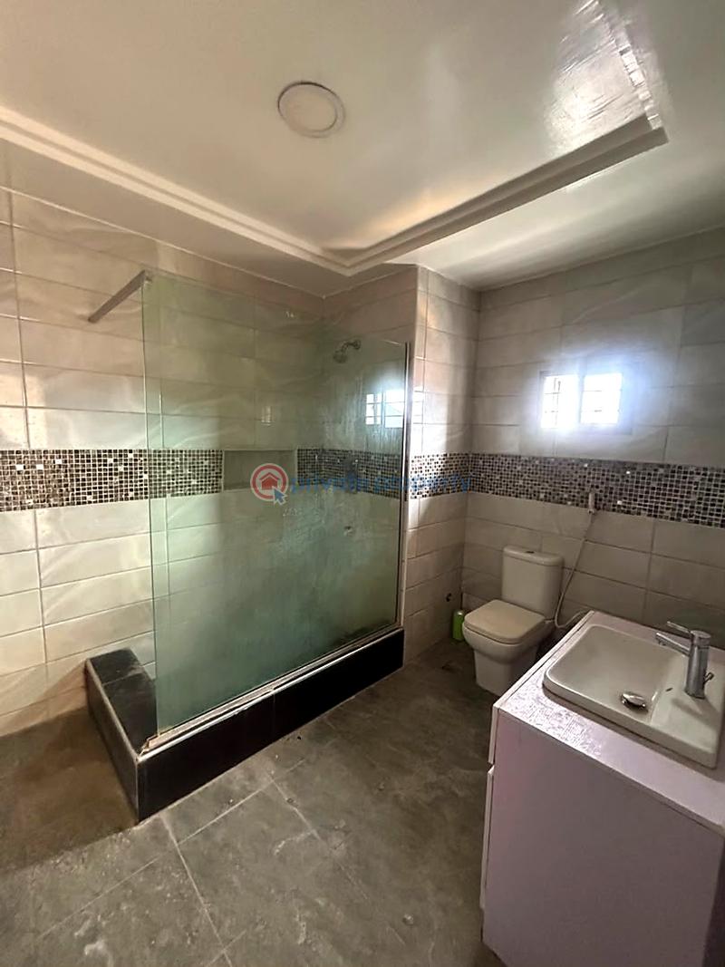 4 bedroom House For Sale Lekki Lagos - 7