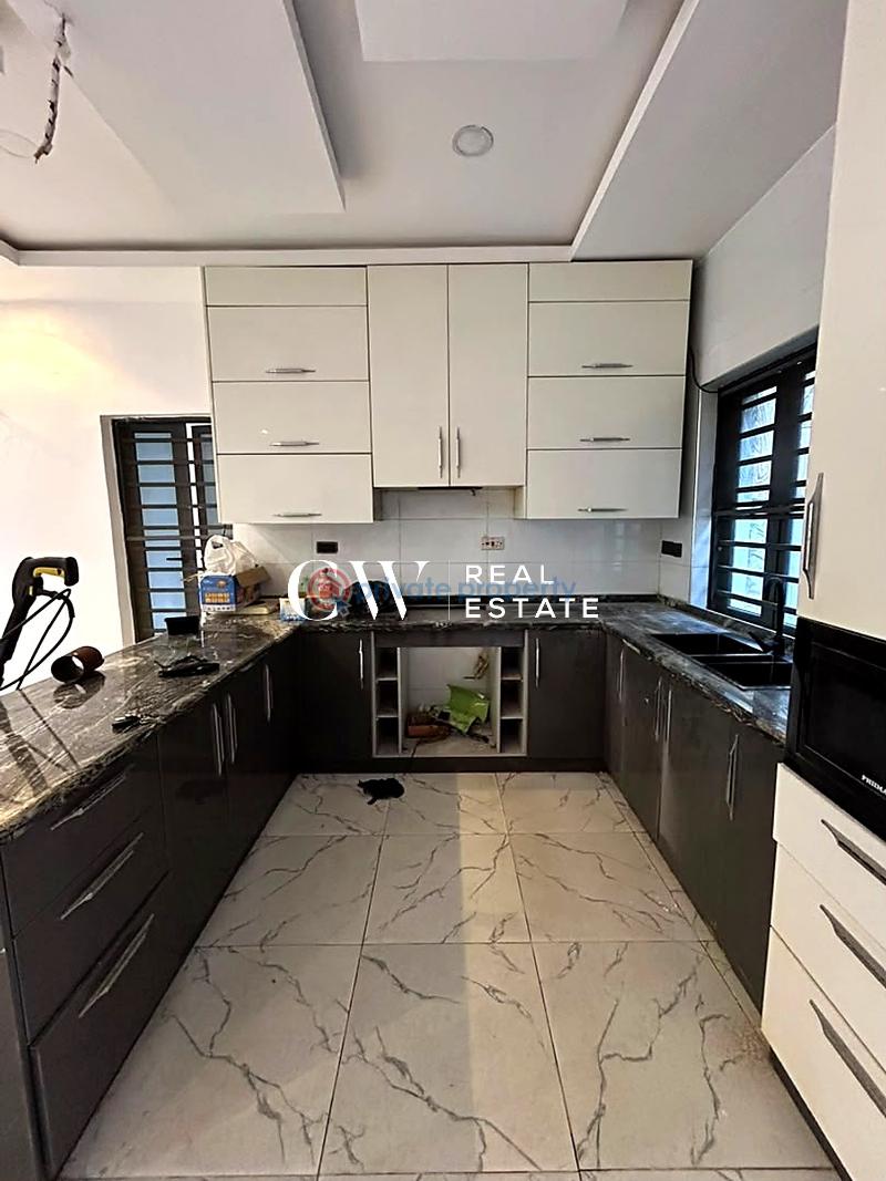 4 bedroom House For Rent Lekki Lagos - 0