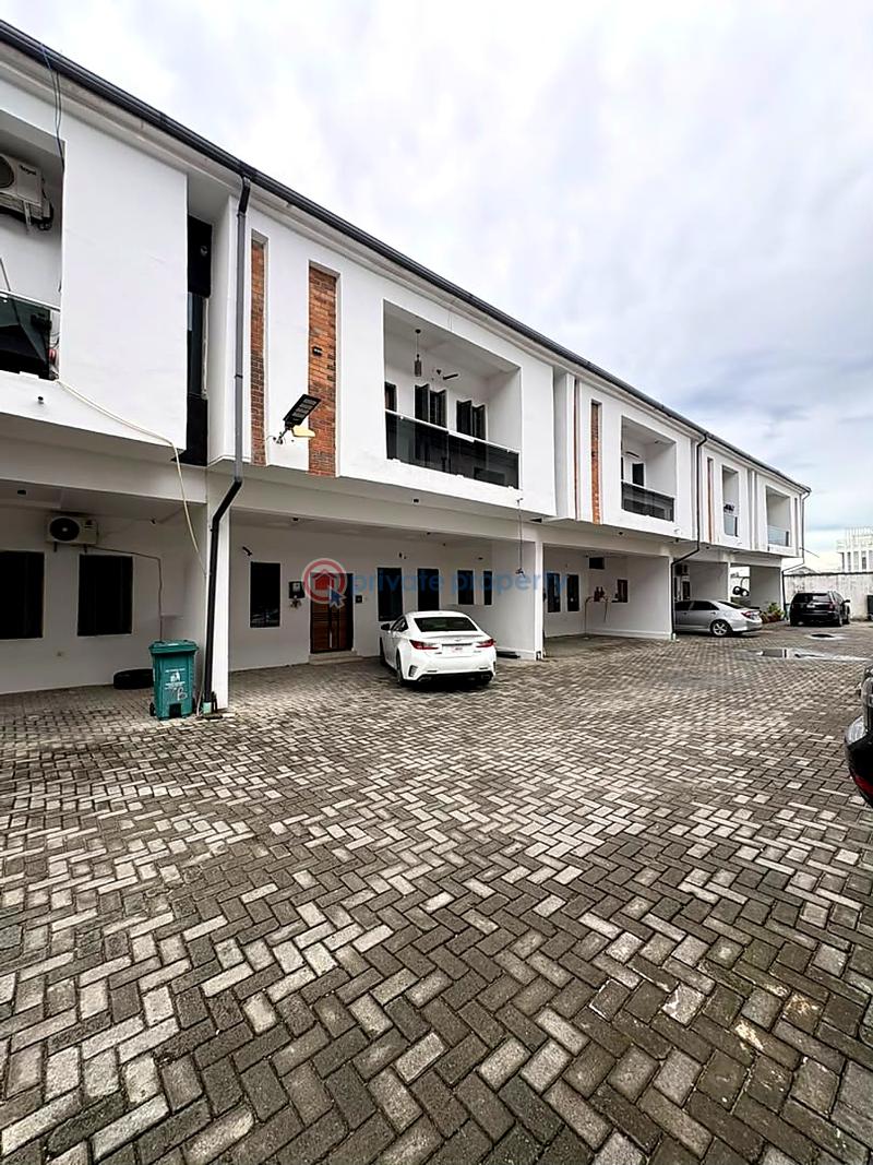 4 bedroom House For Rent Lekki Lagos - 1