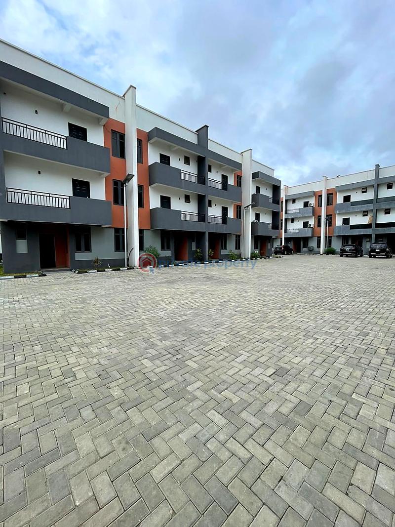 4 bedroom House For Rent Lekki Lagos - 1