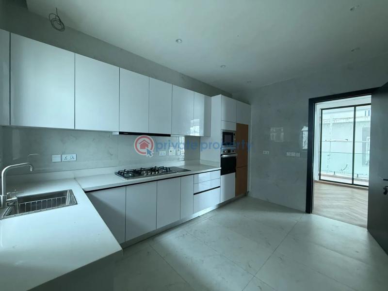 4 bedroom House For Sale Chevron Drive Lekki Lagos - 4
